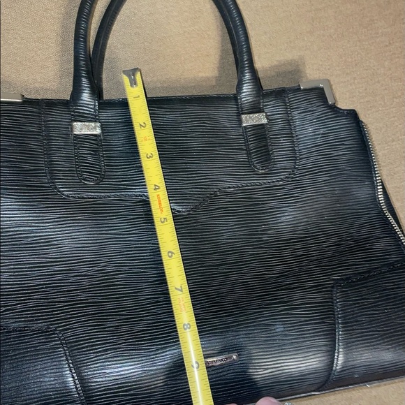 Rebecca Minkoff Wavy Leather Zipper Embellished Bag + Adjustable/removable strap - Picture 5 of 11